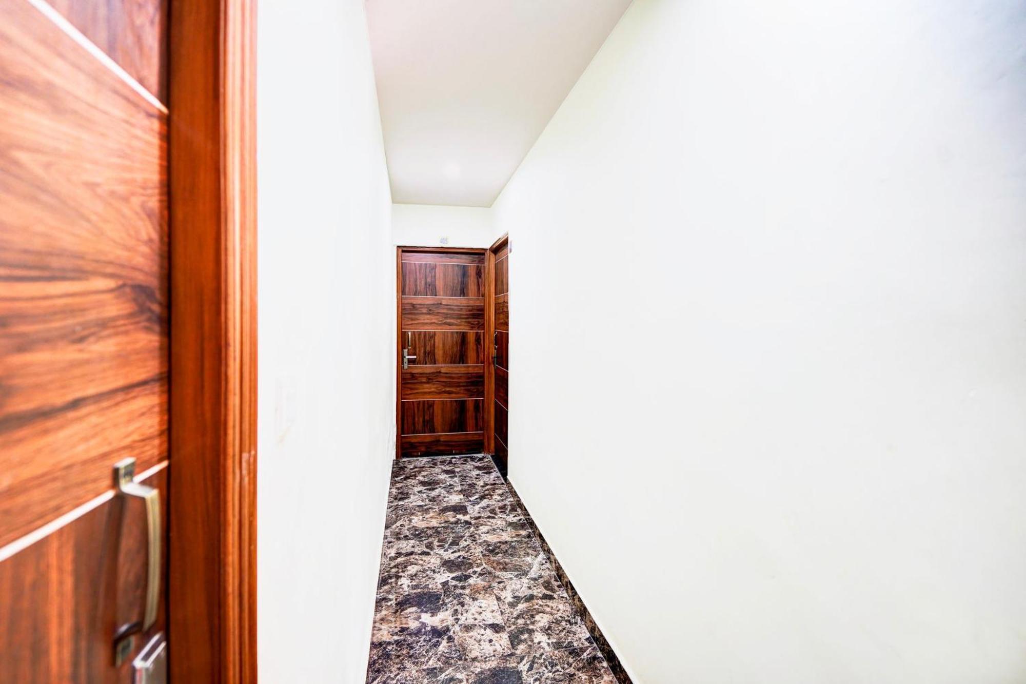 Hotel O Nova Resorts & Luxury Farm Raebareli Luaran gambar