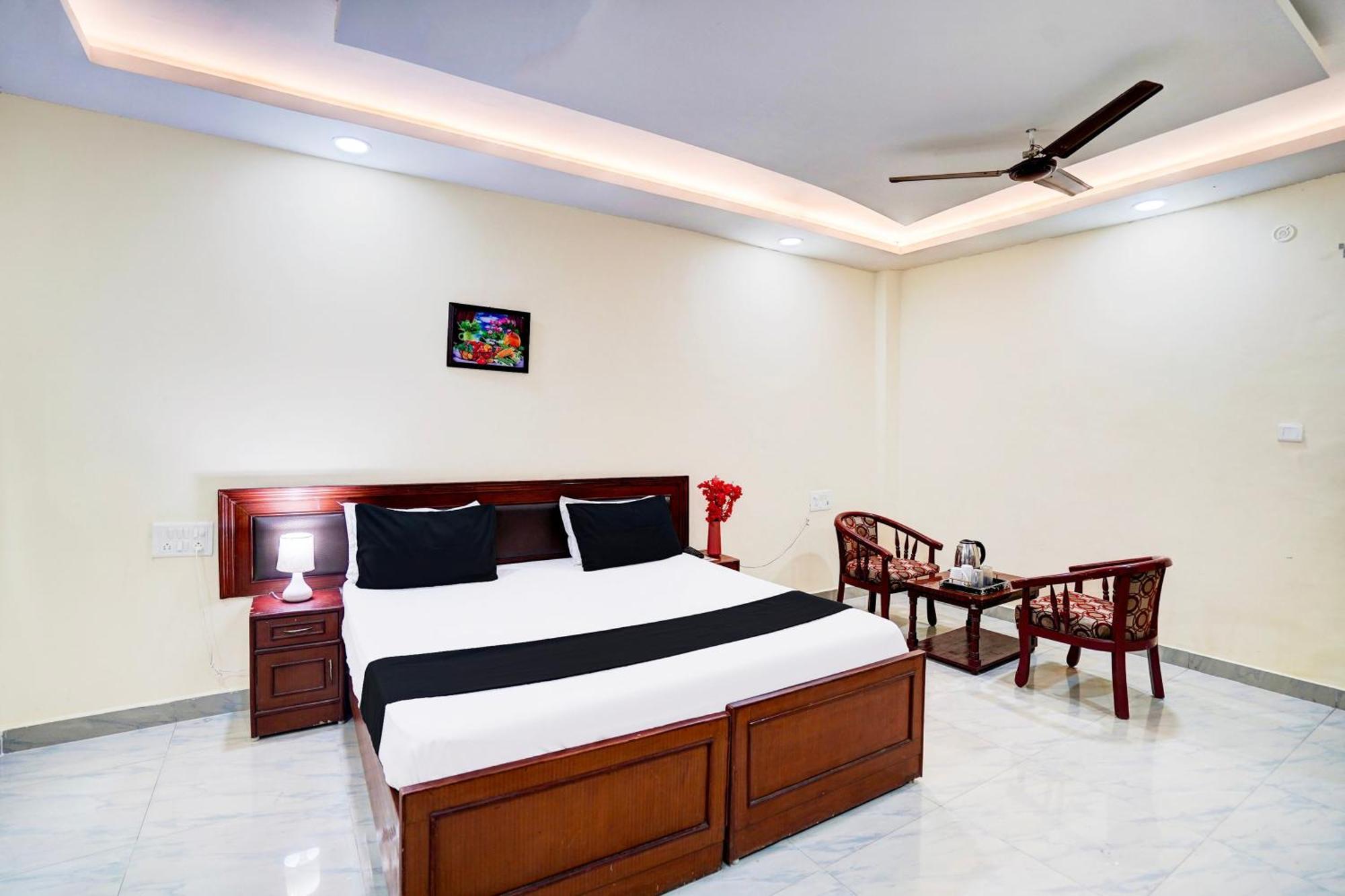 Hotel O Nova Resorts & Luxury Farm Raebareli Luaran gambar
