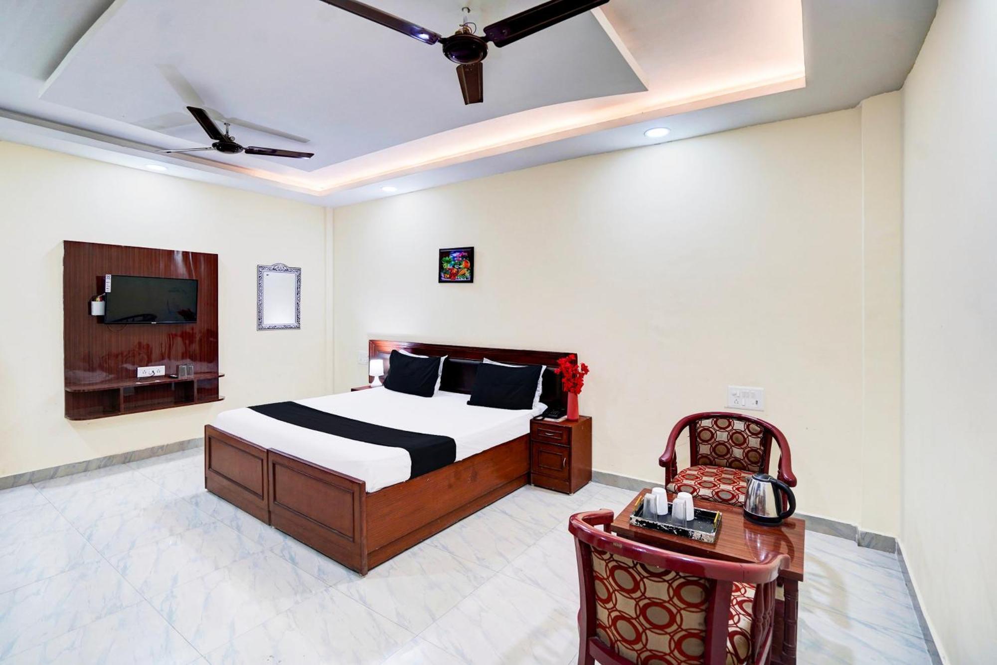 Hotel O Nova Resorts & Luxury Farm Raebareli Luaran gambar
